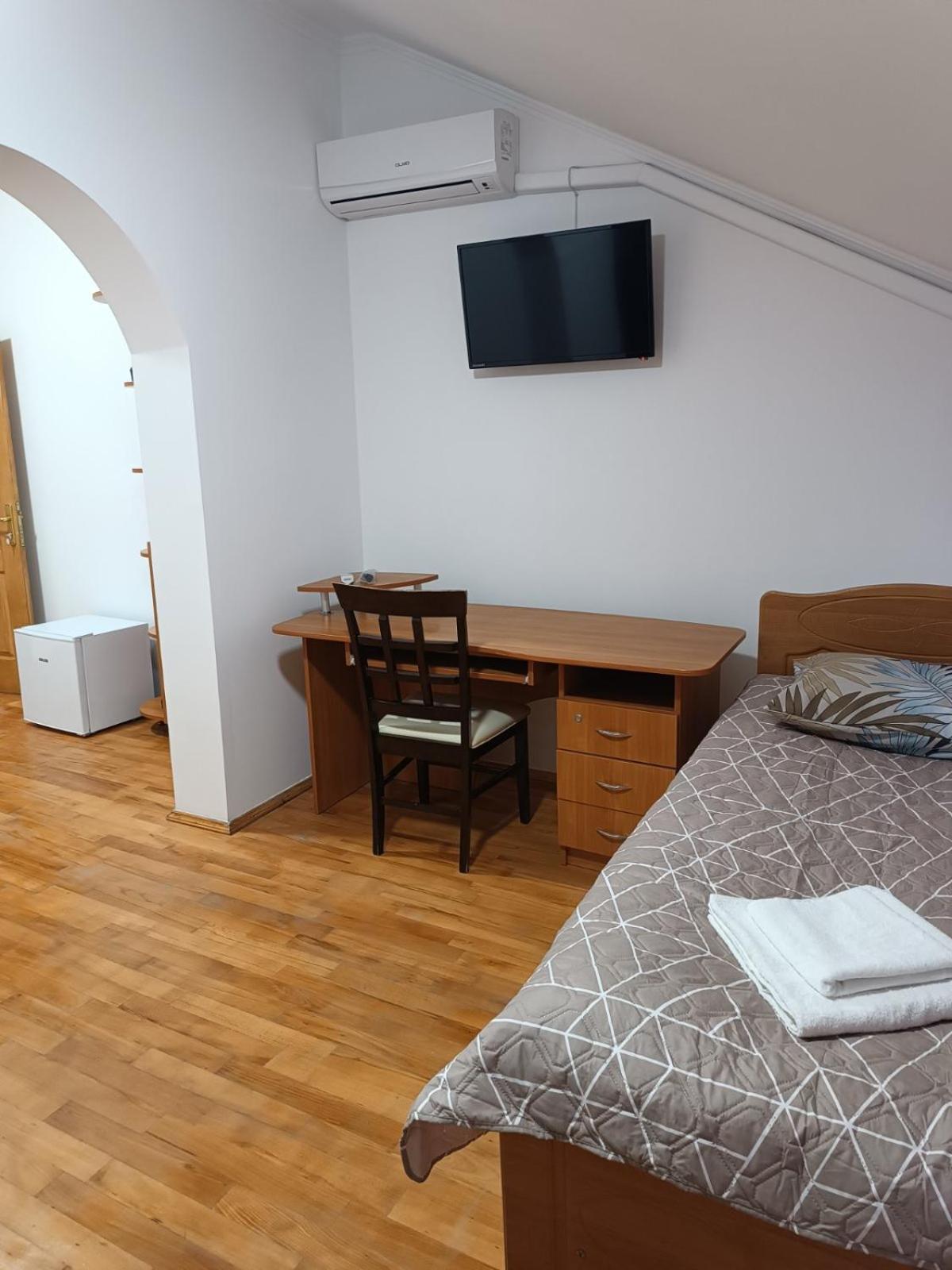 Hotel Daniel 穆卡切沃 外观 照片
